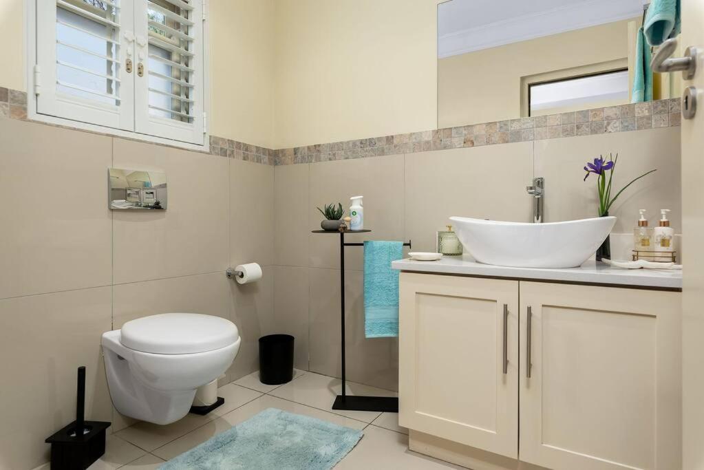 The Tram Home Stay Franschhoek Extérieur photo
