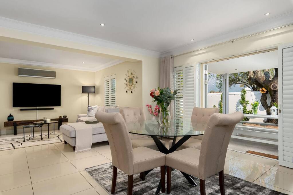 The Tram Home Stay Franschhoek Extérieur photo