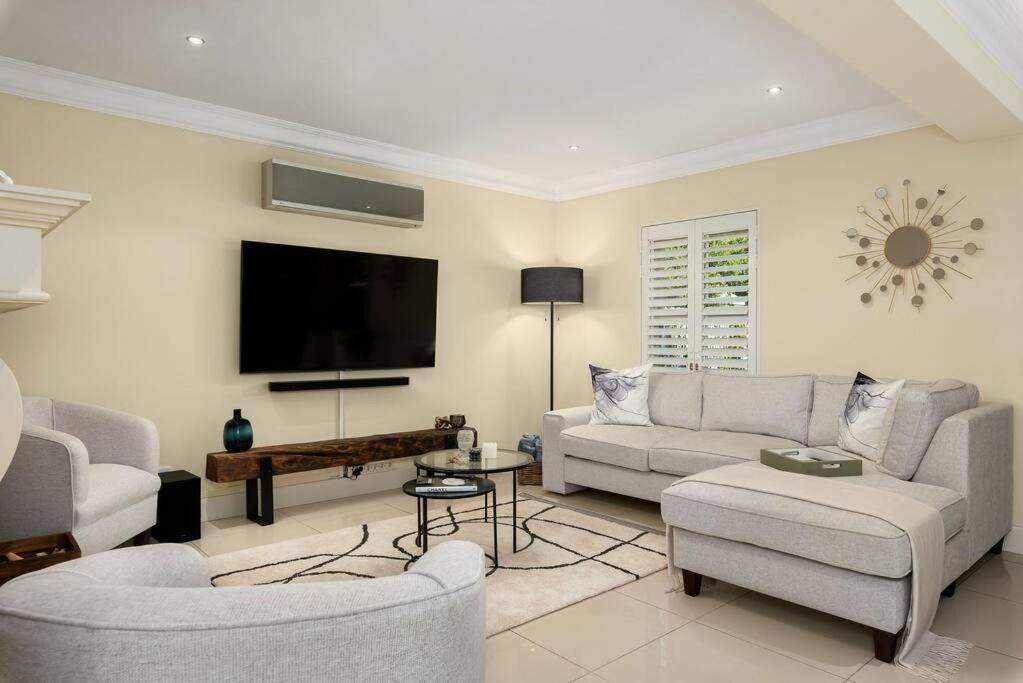 The Tram Home Stay Franschhoek Extérieur photo
