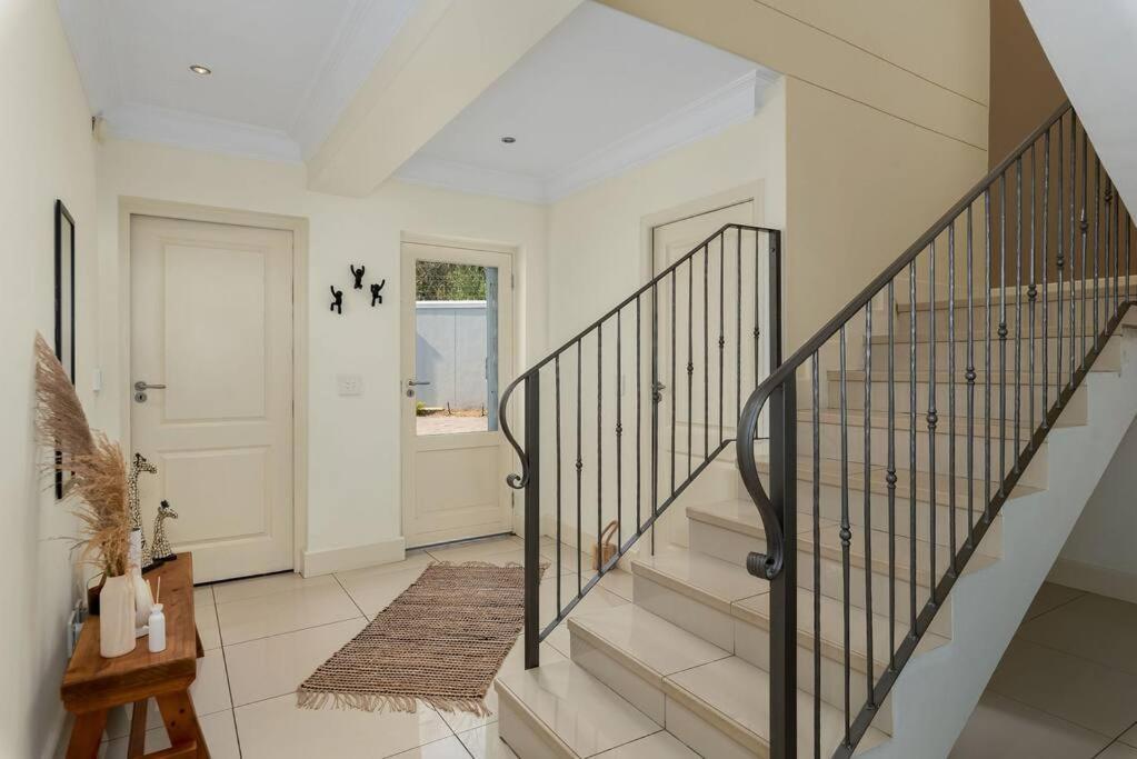 The Tram Home Stay Franschhoek Extérieur photo
